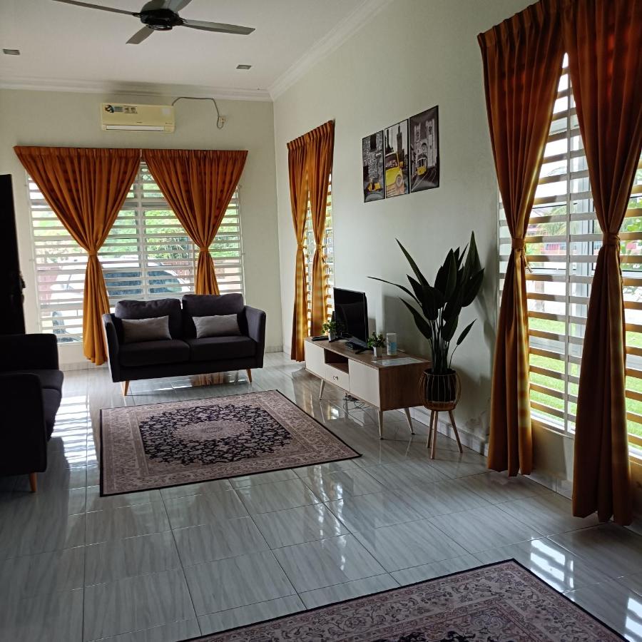 B&B Teronoh - Homestay Haji Din Tronoh Perak - Bed and Breakfast Teronoh