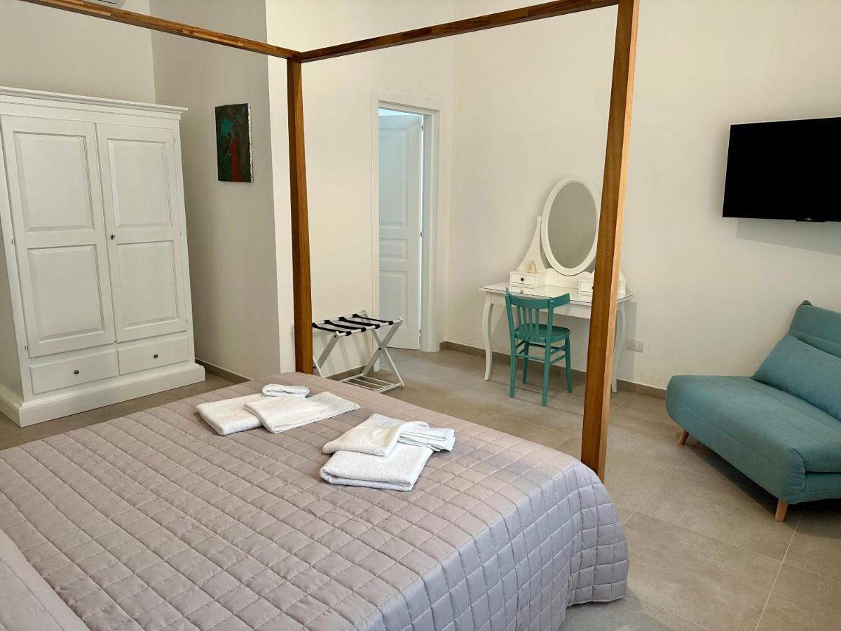 Deluxe Zimmer (2 Erwachsene & 1 Kind)