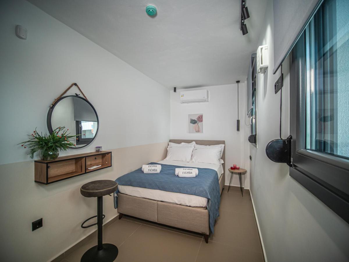 One-Bedroom Apartment with Garden