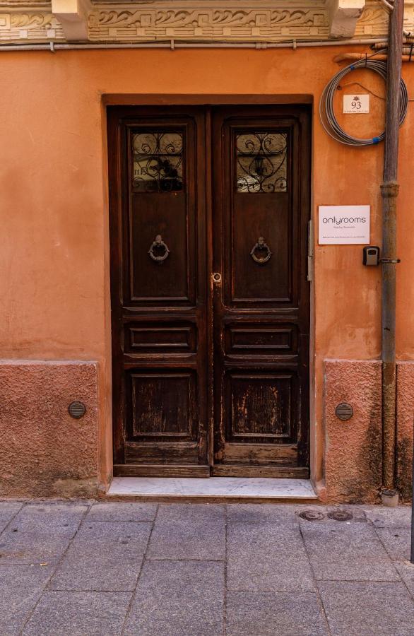 Onlyrooms II - Old Town & Typical Food - B&B