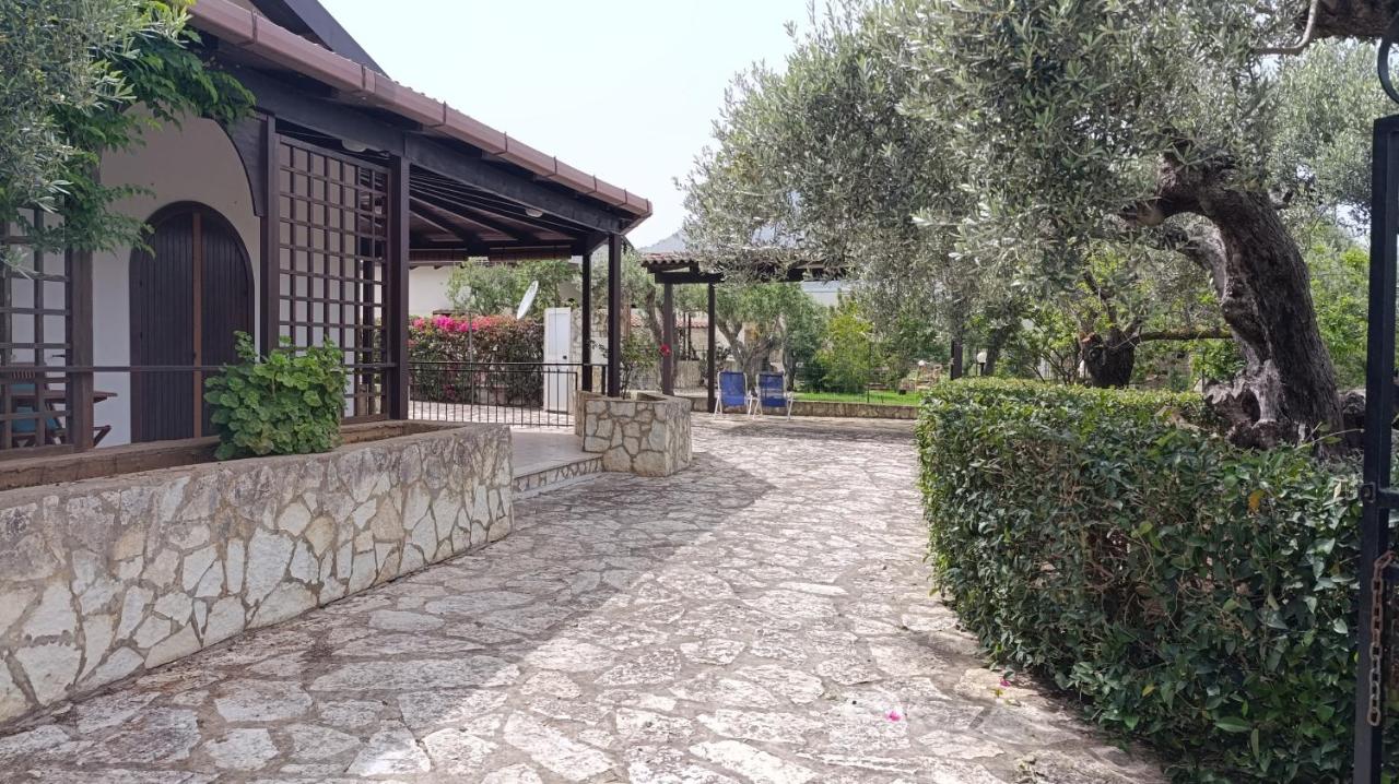 Villa Il Giardino di Rosa- Fraginesi - B&B