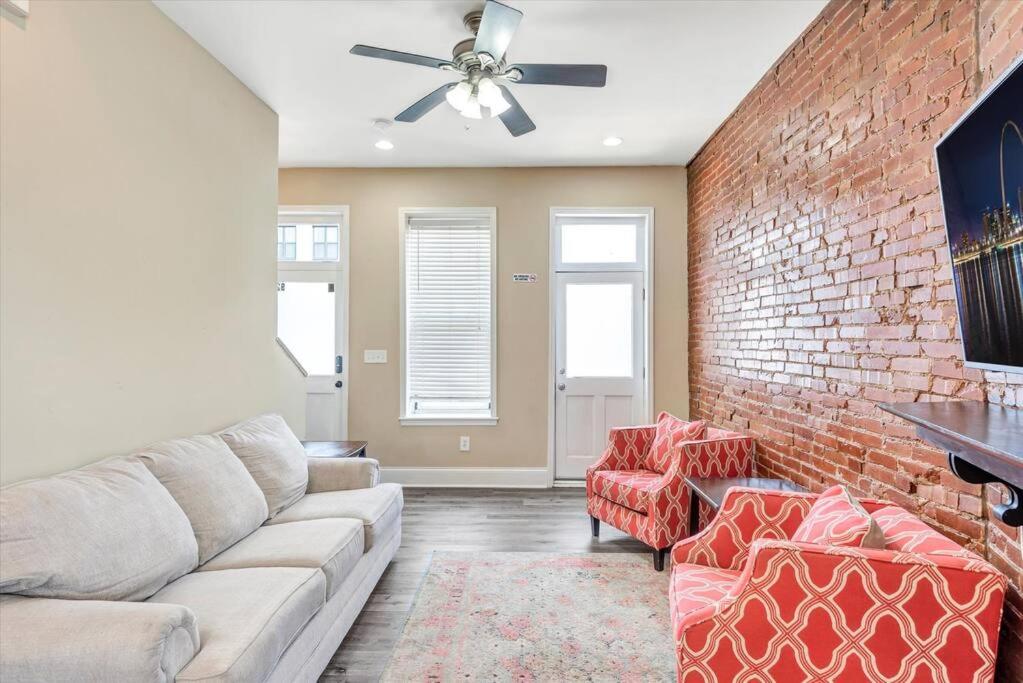 Tower Grove Two-Story Cozy Unit for Groups STL side a - B&B