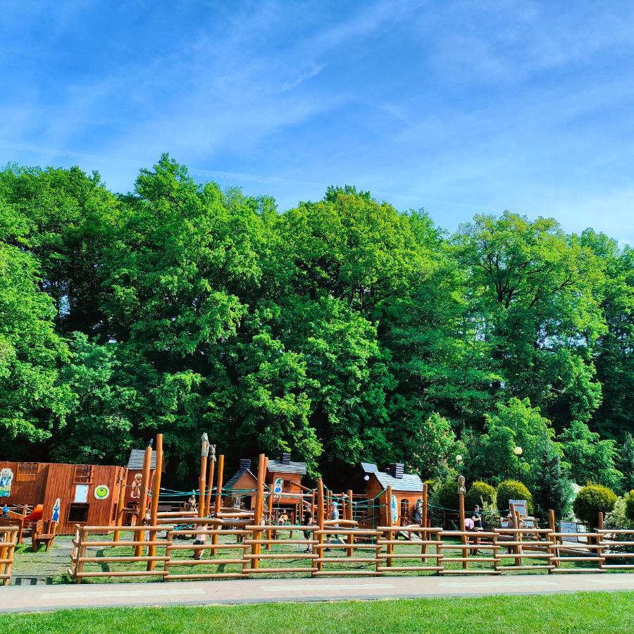 DOM NA GóRCE w Beskidach - apartamenty, pokoje - Ferienwohnung Górki Wielkie