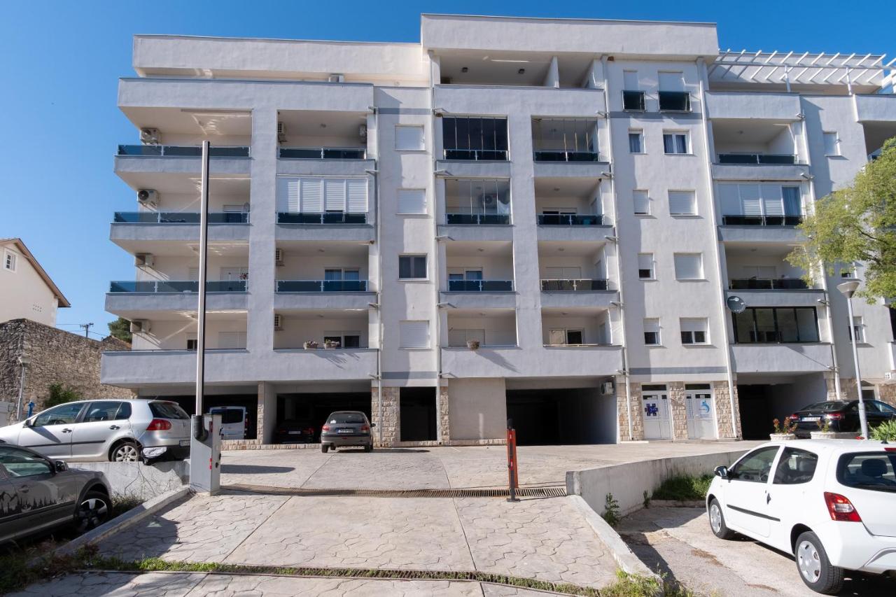 Two-Bedroom Central Oasis - Chambres d’hôtes
