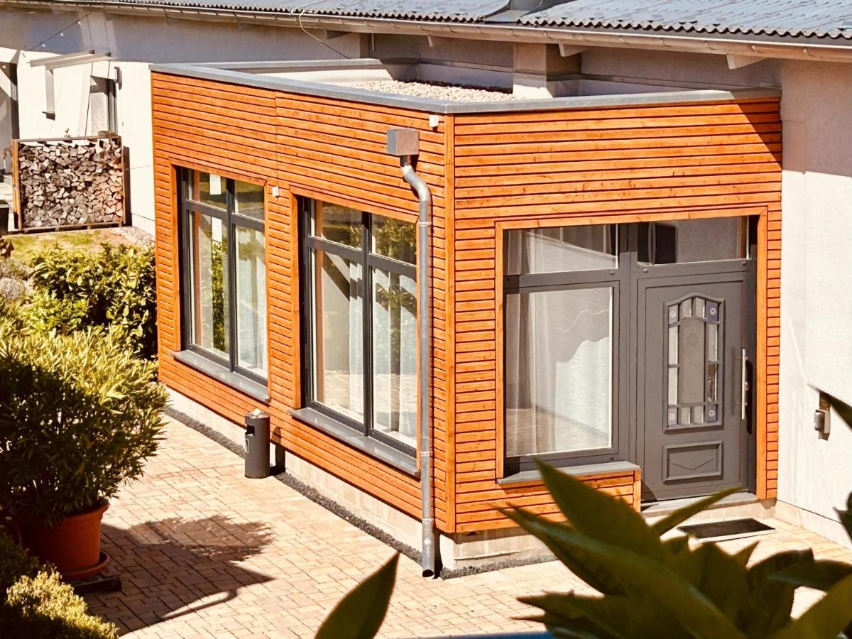 CASA REHSE I Loft-Apartment mit Gartenblick I kostenlos Parken & WLAN I Self-Check-in I 55Zoll-Smart&Kabel-TV I ÖPNV - Ferienwohnung