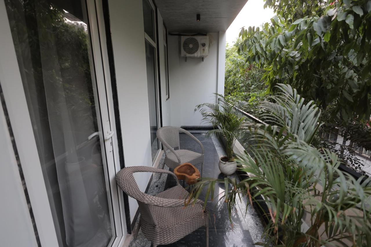 The Royale - Steps Away from Local Market - Chambres d’hôtes Gurgaon