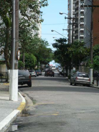Apartamento no Guaruja, Praia Pitangueiras, 2 dormitórios, reformado. - Chambres d’hôtes Guarujá