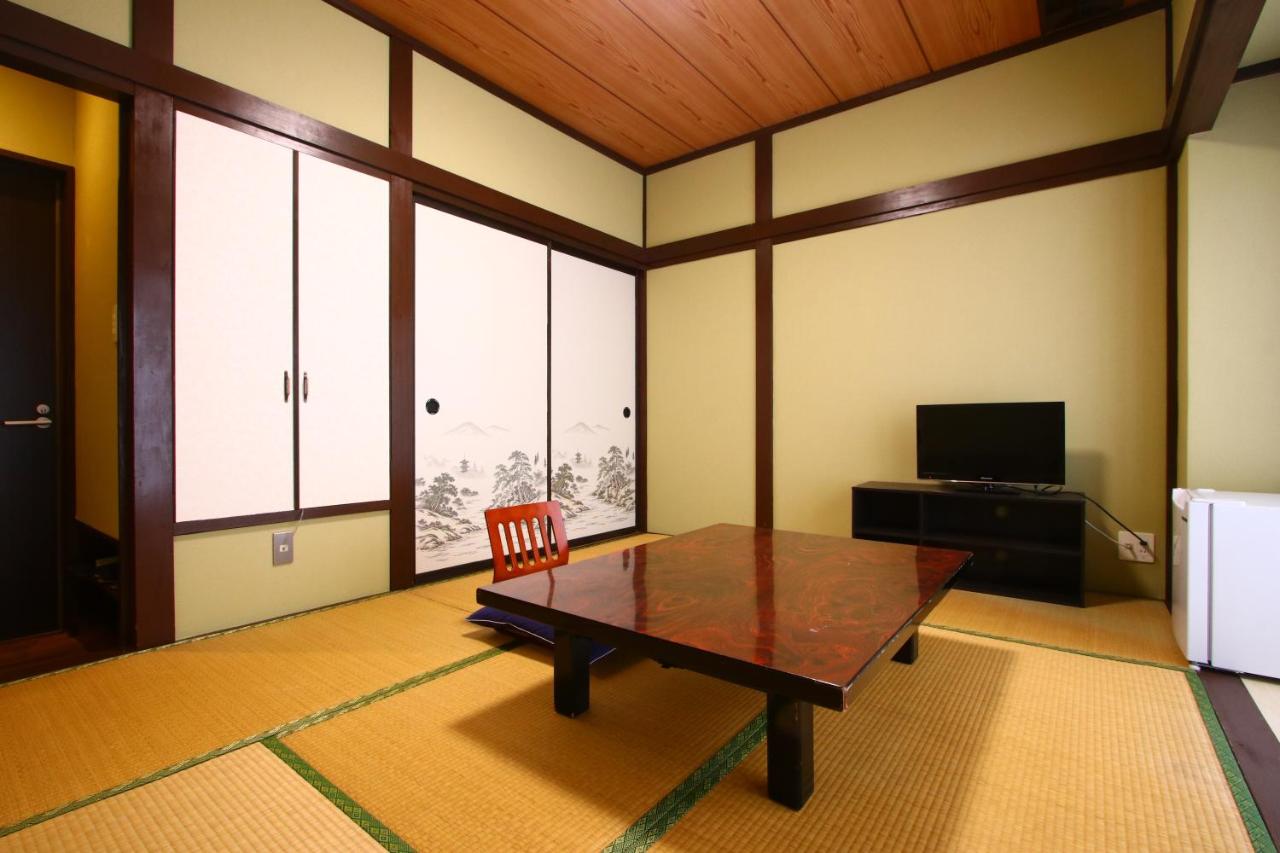 Japanese-Style Room