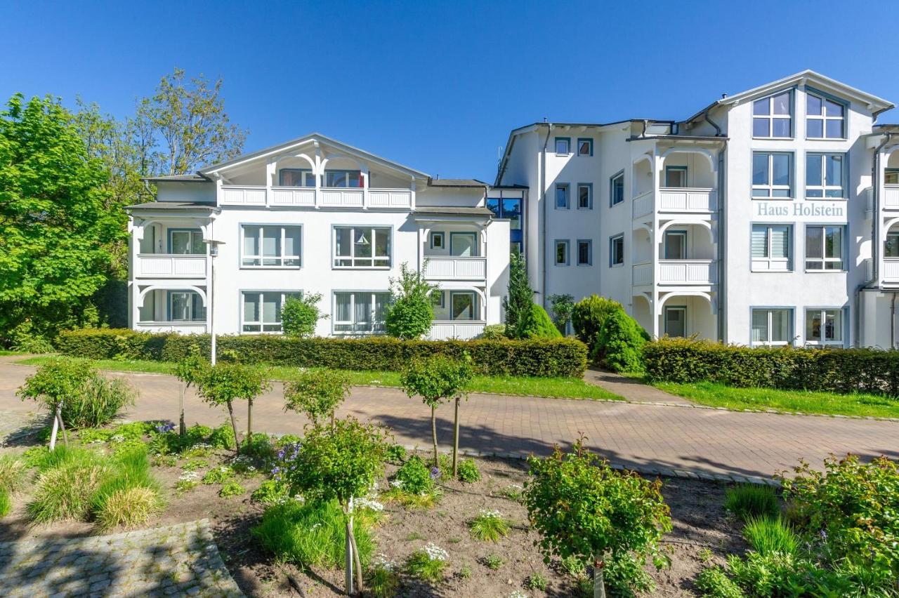 Haus Holstein - WG 6 mit Balkon, strandnah - Chambres d’hôtes Sellin