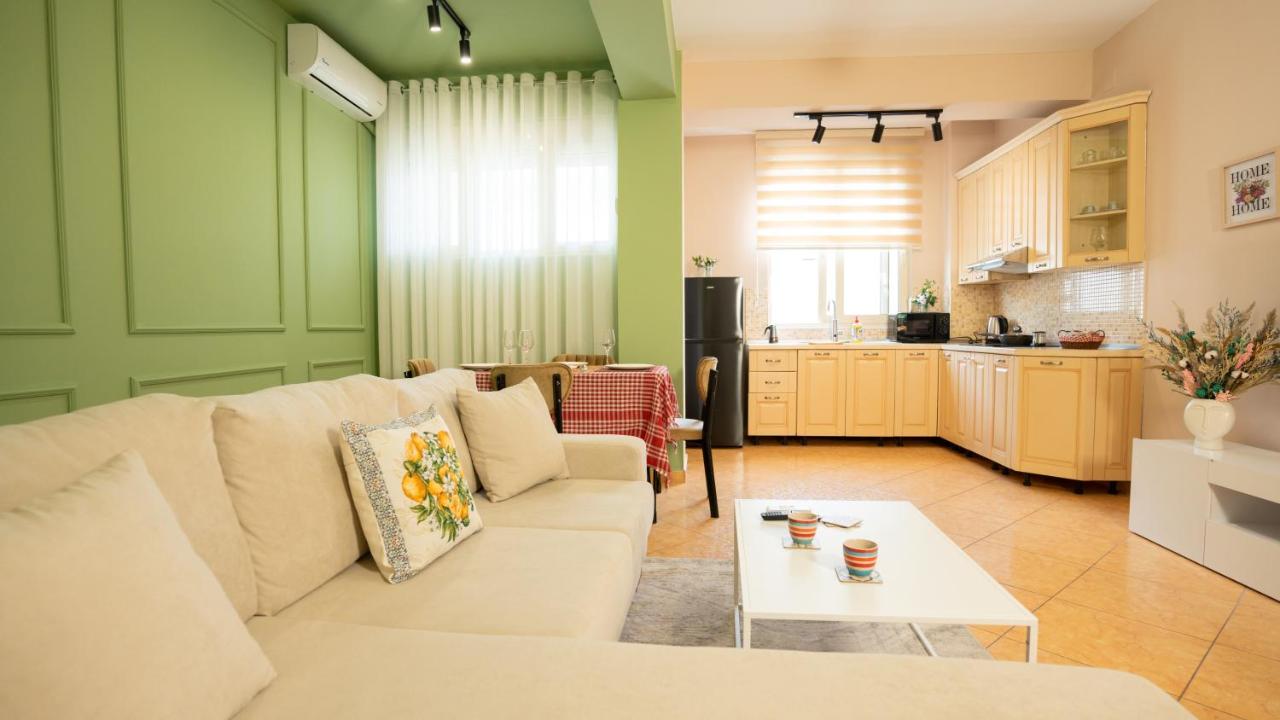 B&B Tirana - Urban Gem Apt - Tirana - Bed and Breakfast Tirana