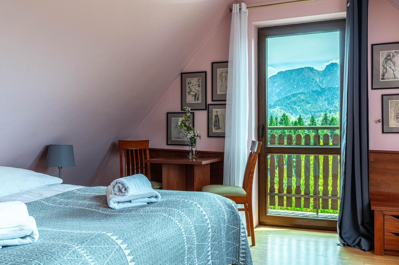 Driepersoonskamer met Eigen Badkamer