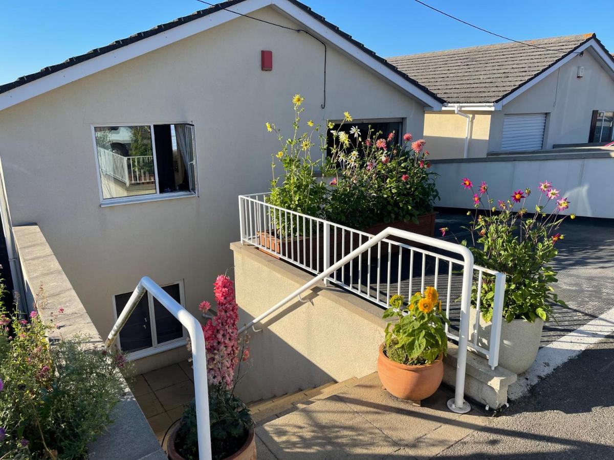 Home - B&B