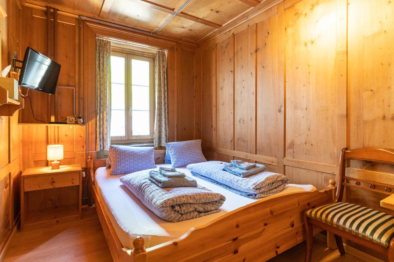 Double Room with Shared Bathroom 12