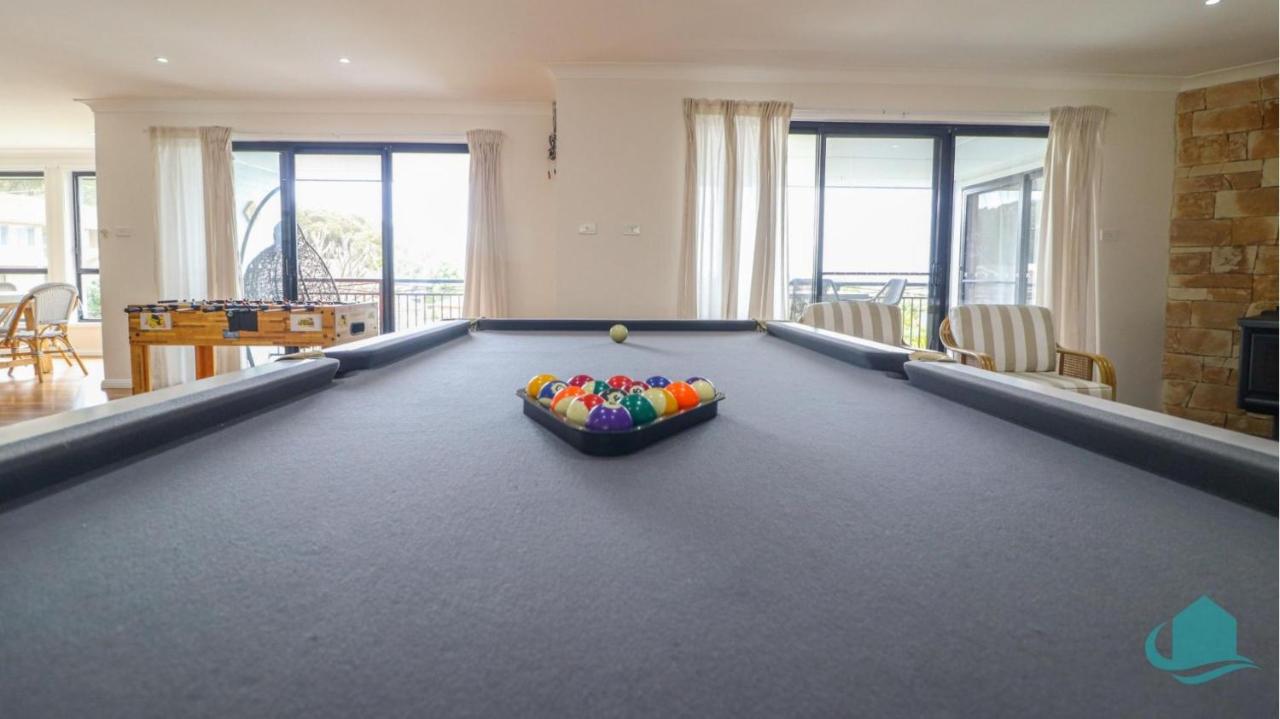 Splendour Hideaway - Luxury pool at Caves Beach - B&B