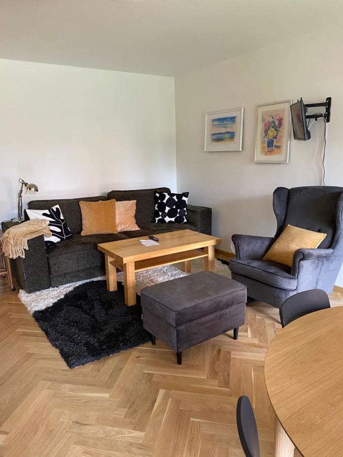 2+kk se vstupem na zahradu - Ferienwohnung Prag