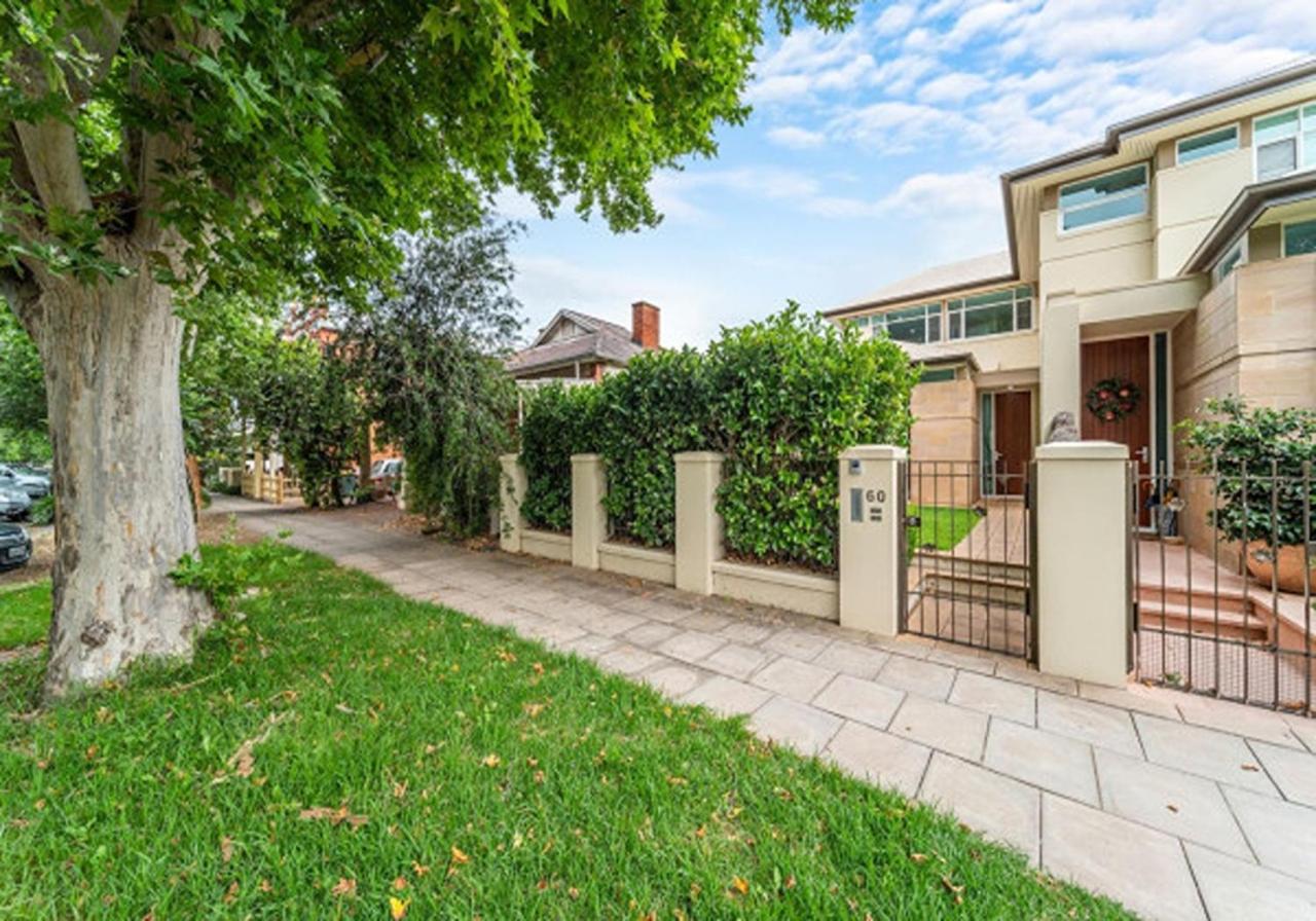 Stylish Home, Family - Walk to Pub,Cafes, 1KM CBD! - Chambres d’hôtes Adélaïde