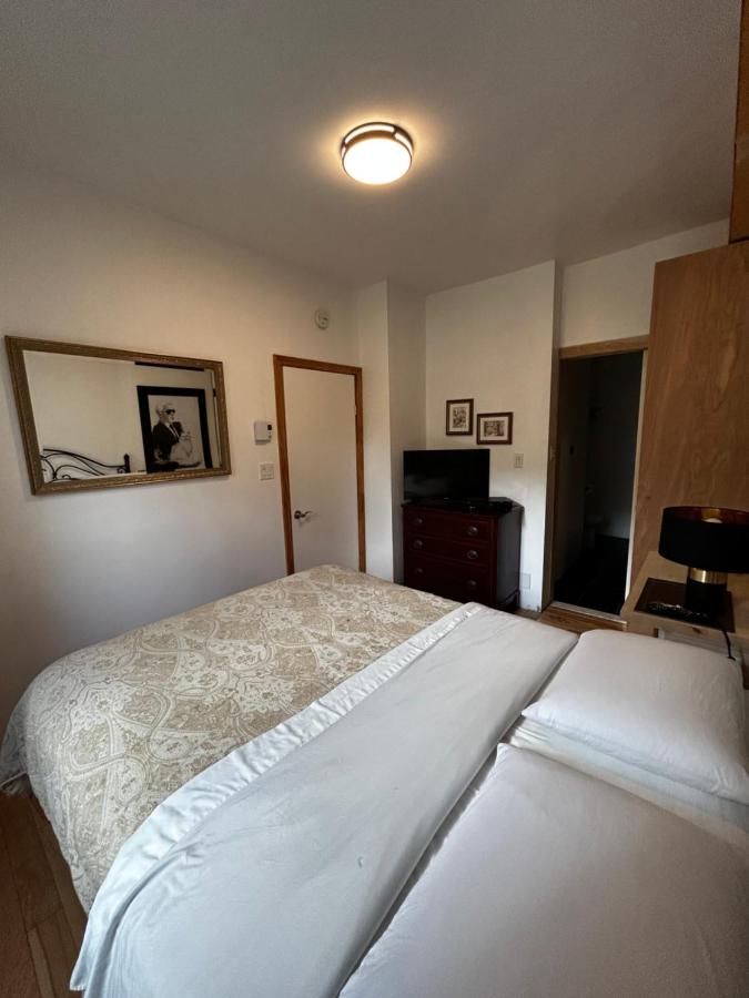 Queen Room with Spa Bath (Nolan)