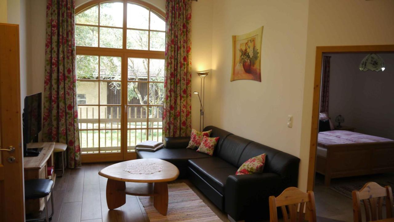 Apartment with Garden View