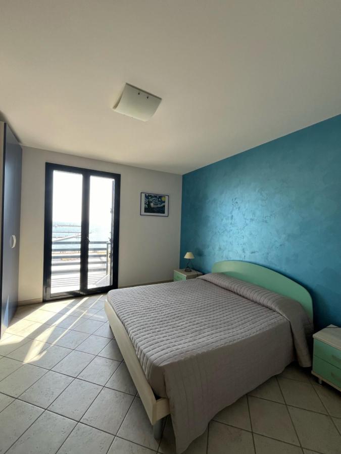 Appartamento con 1 Camera da Letto - Lato Mare