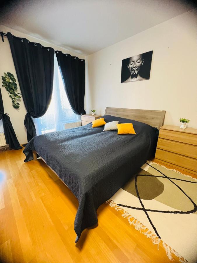 Nika Apartments Prague 10 - Ferienwohnung Prag