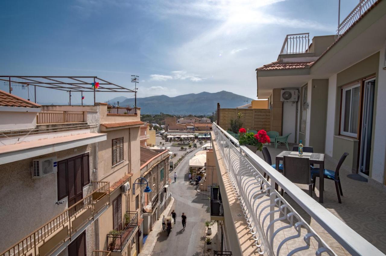 Appartamento con 3 Camere da Letto e con Vista