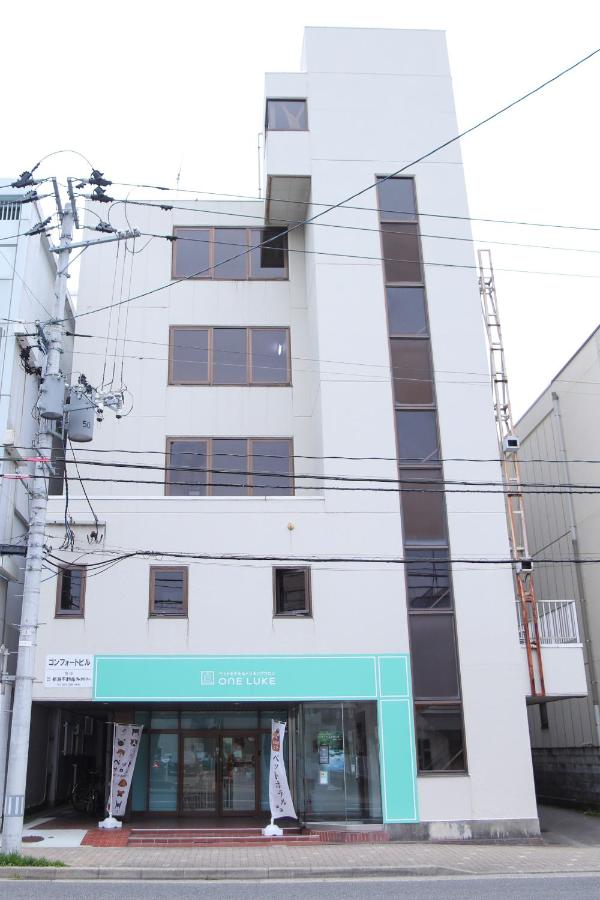 新潟駅から徒歩7分 ペットと泊まれる宿 DoggoInn Niigata503 - Ferienwohnung