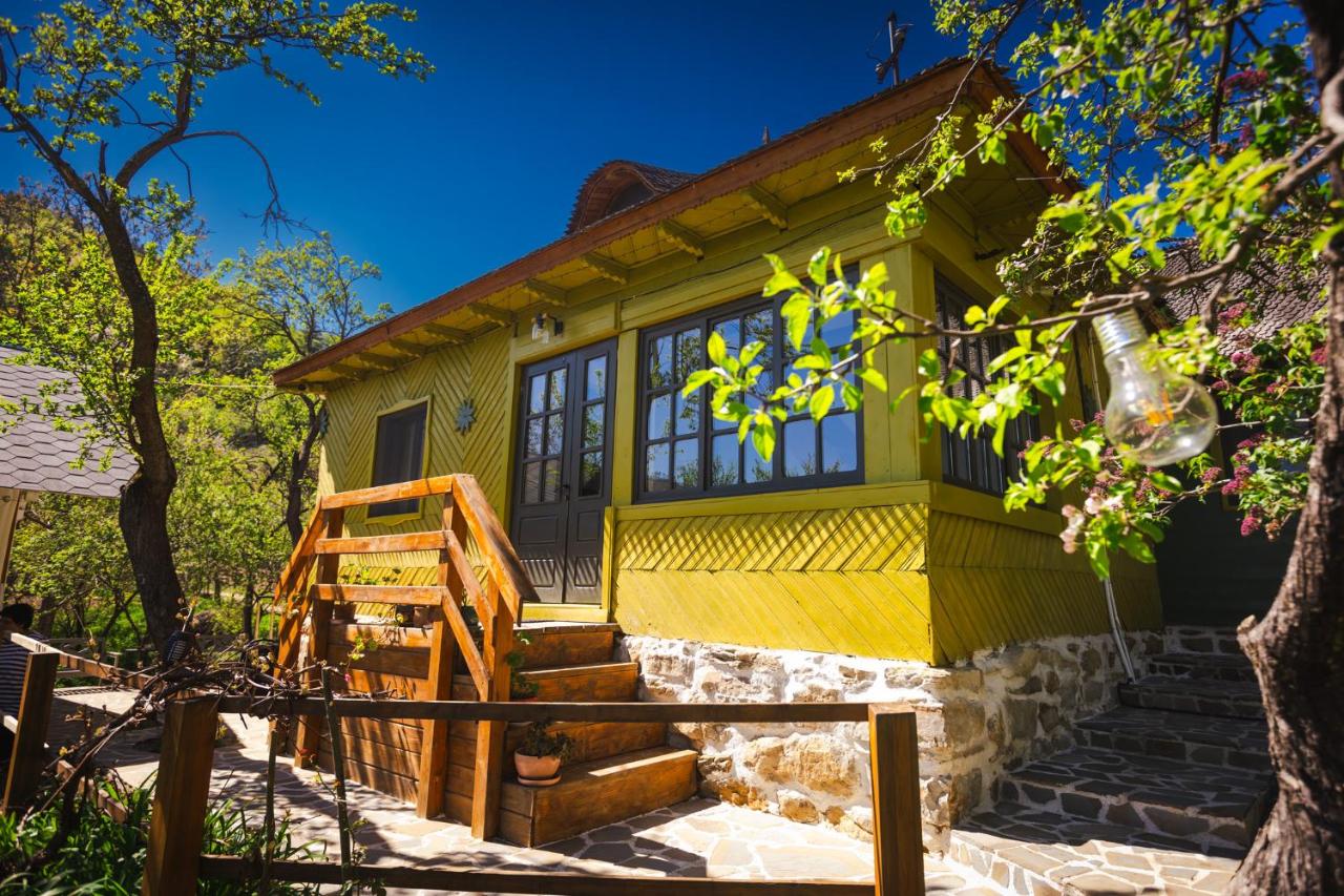 Alunis Retreat - B&B