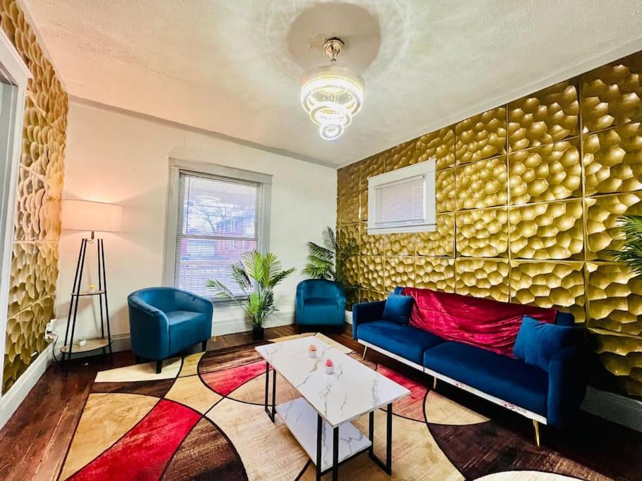 Cozy4BrHouse KING Beds 5 MinsFalls Free Parking - B&B