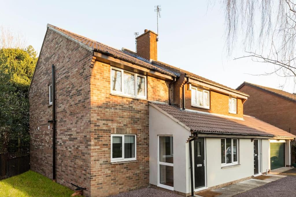 35 Quaker Lane - B&B Darlington