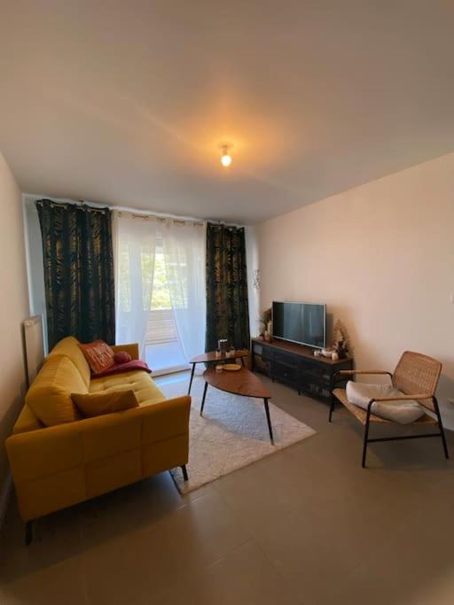 Appartement charmant à 10 minutes des plages - B&B