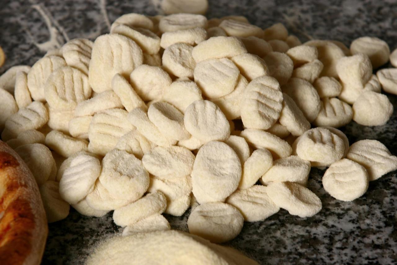 Penzion FAJN *** - Ferienwohnung Pardubice