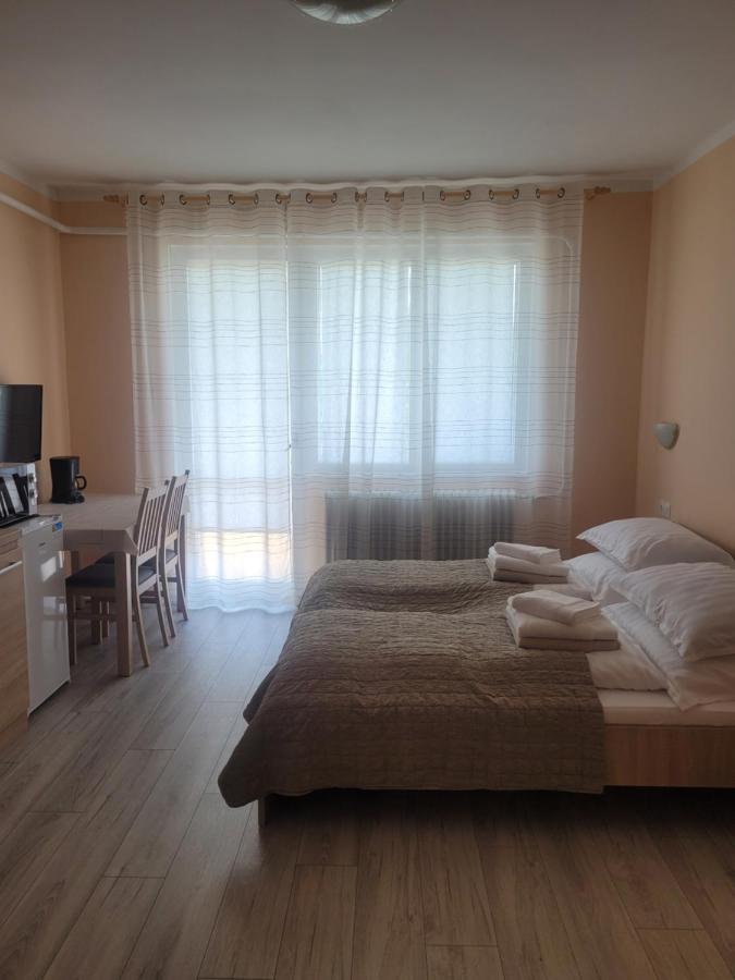 Doppelzimmer mit Balkon