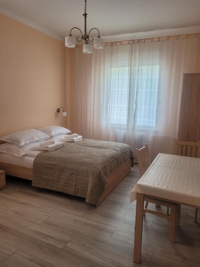 Großes Doppelzimmer