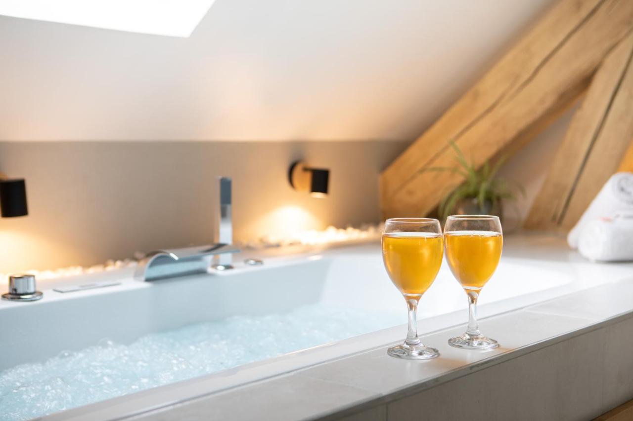 B&B Belfort - Superbe appartement avec • Sauna • Spa • Massage - Bed and Breakfast Belfort