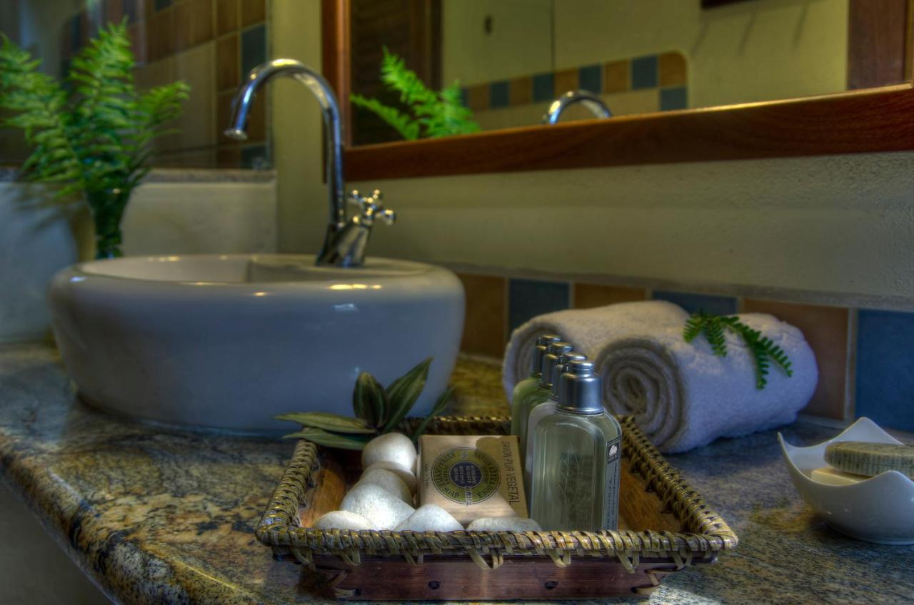 Master Suite I