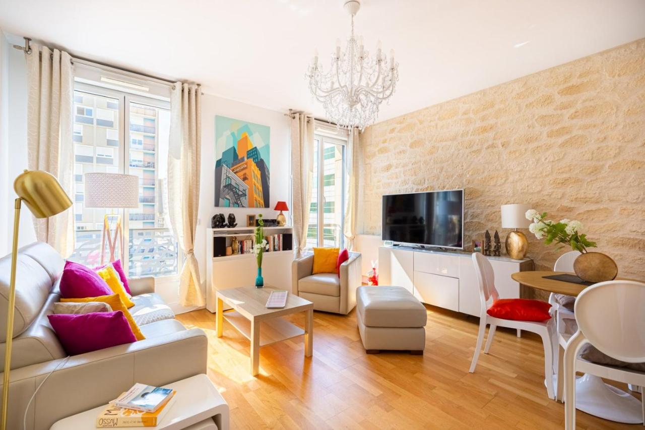 GuestReady - Bright Apt in city centre w/ Parking - Ferienwohnung