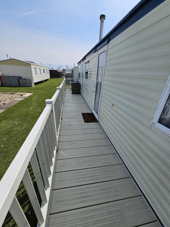 Ingoldmells - Caravan- Sleeps 8 - Seaside - Wi-Fi - Ferienwohnung Skegness