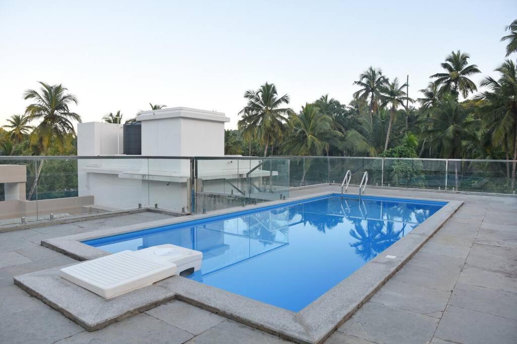 B&B Bogmalo - Ranghavi sands Apartment with Pool - near beach and Dabolim Airport - Bed and Breakfast Bogmalo