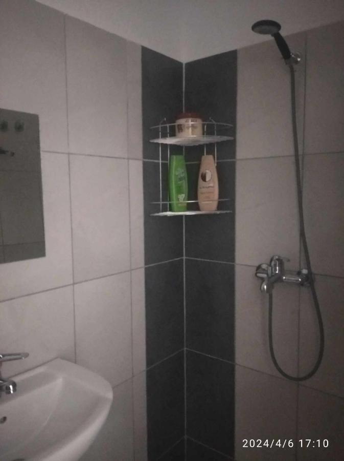 Deluxe Doppelzimmer (2 Erwachsene & 1 Kind)