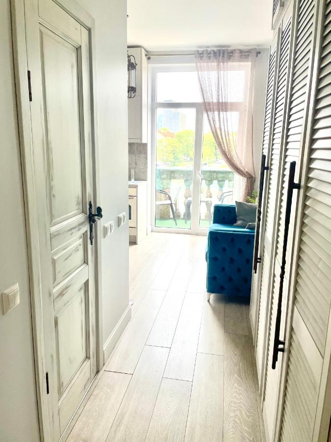 Spectacular river view apartment - Chambres d’hôtes Vilnius