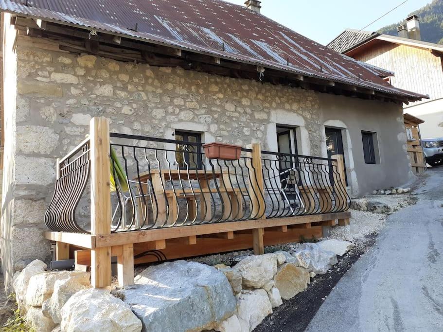 Maison de Village Le châtelard au coeur des Bauges - Chambres d’hôtes