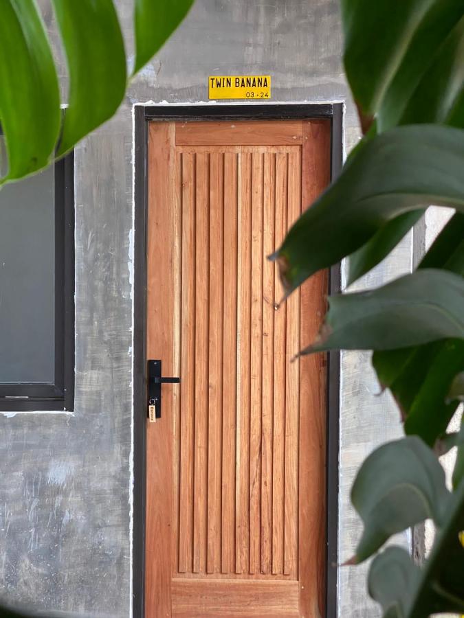 Camera Standard Doppia con Letti Singoli con Bagno in Comune