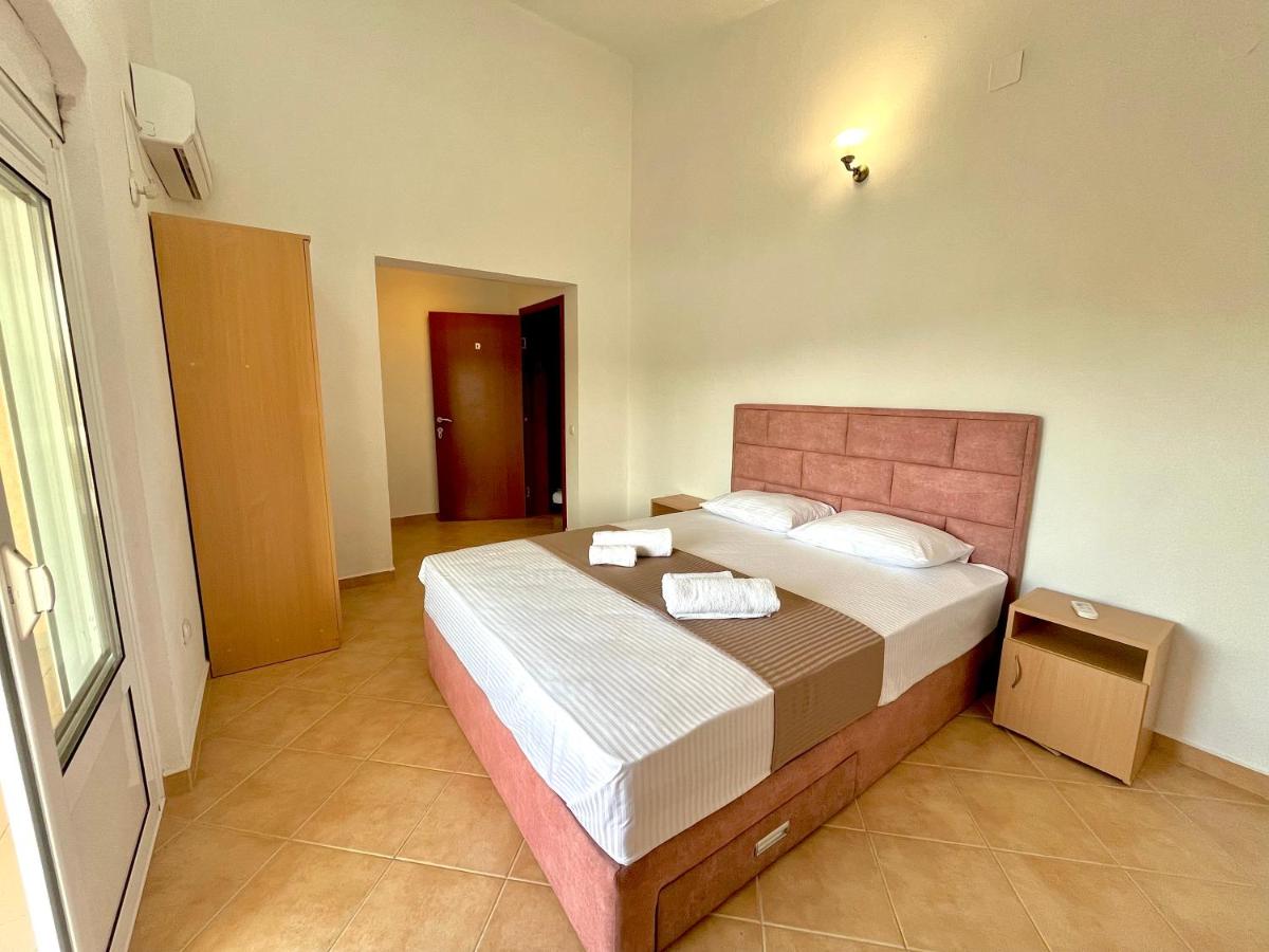 Double Room with Lake View