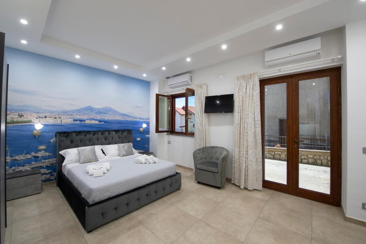 Camera Matrimoniale con Letto Supplementare