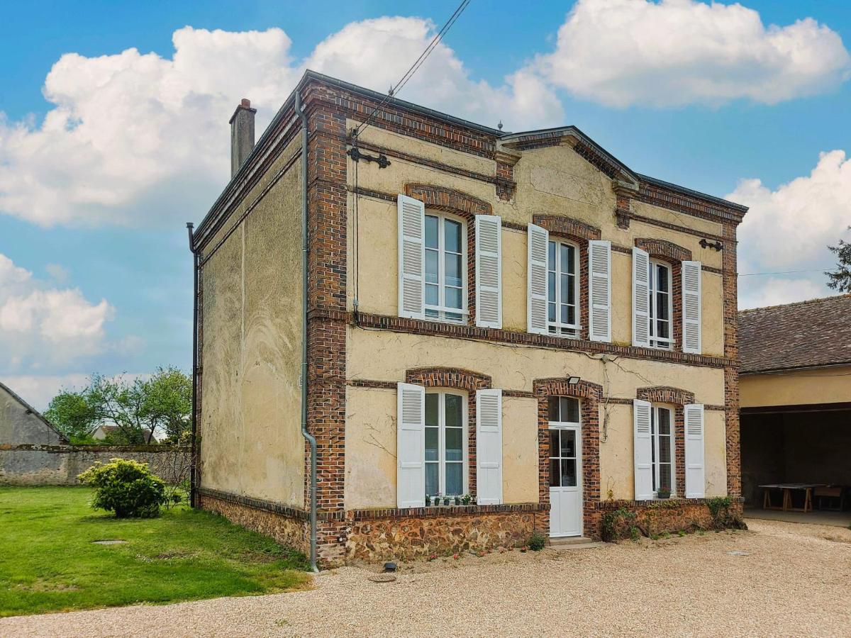 Maison de Charme à la Campagne avec Jardin, Billard, Baby-foot et Terrasse en Teck - FR-1-581-135 - Ferienwohnung Vitray-sous-Brézolles