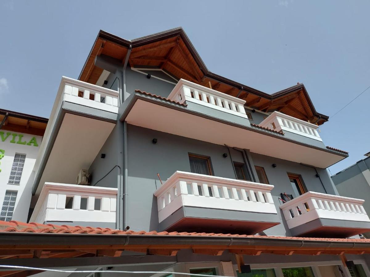 Relax Vila - Bed and Breakfast Vlorë