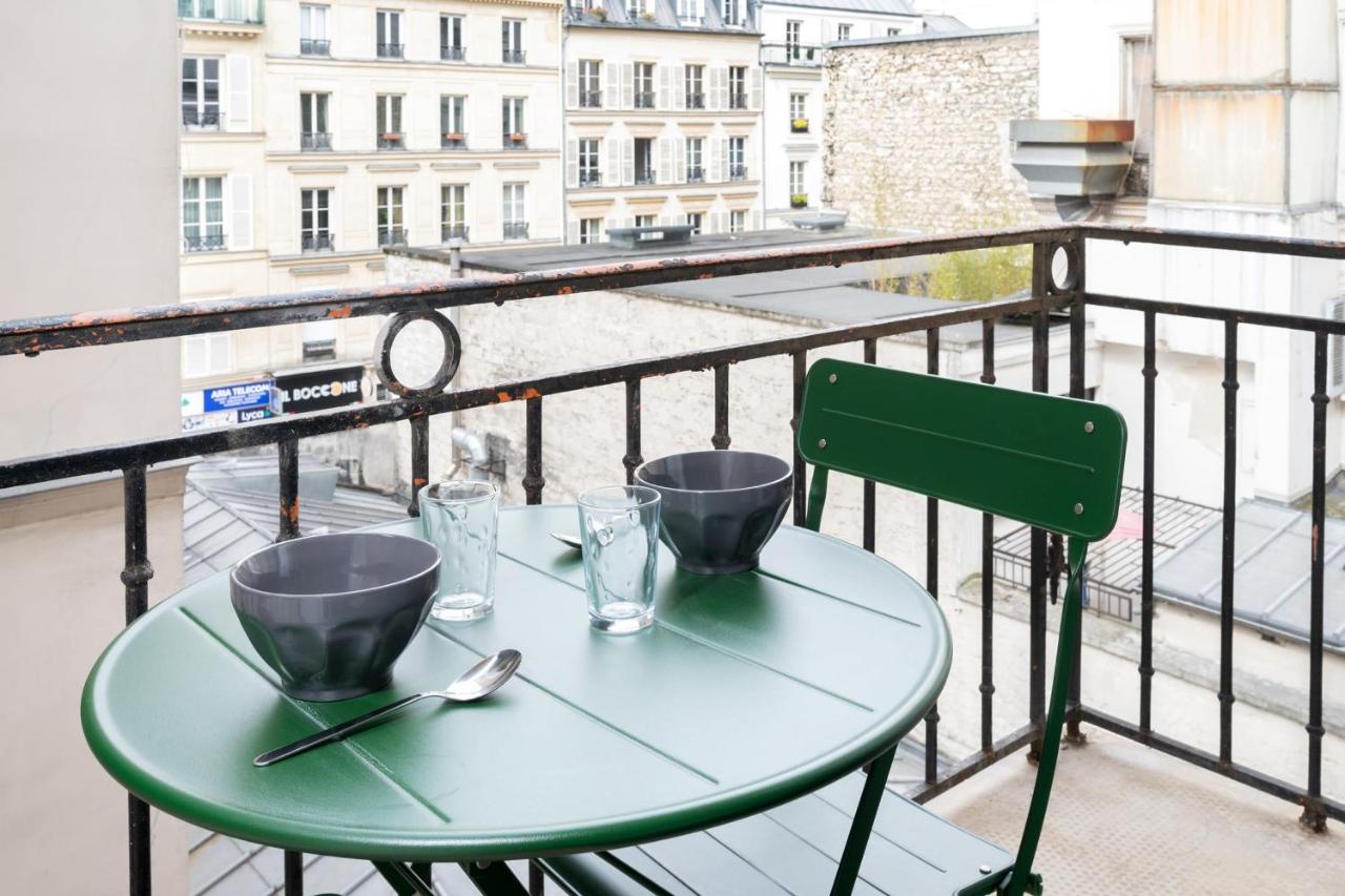 Appartement Paris Blanche - Welkeys - B&B Parigi