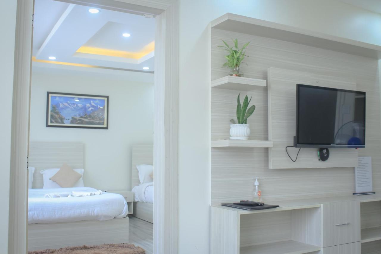 Thamel Central Apartment - Bed and Breakfast Kathmandu