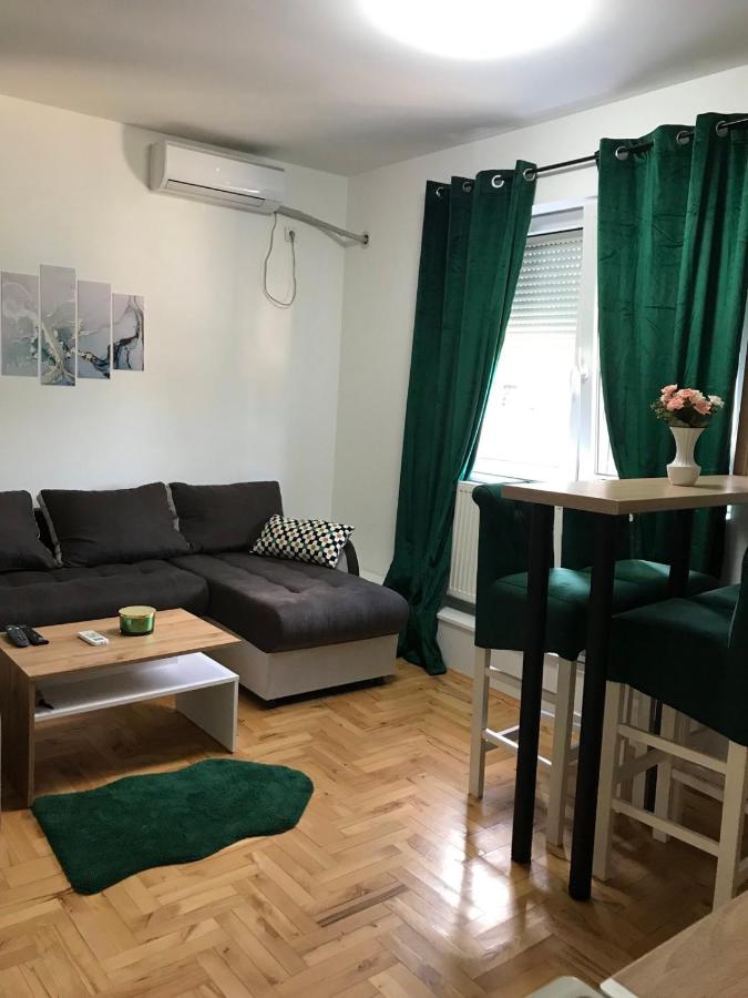 B&B Smederevo - Apartman Green Star - Bed and Breakfast Smederevo