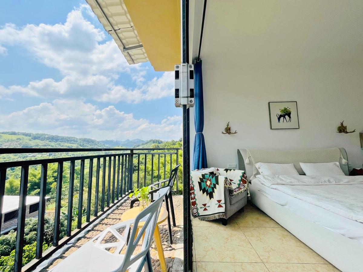 King Room with Mountain View D